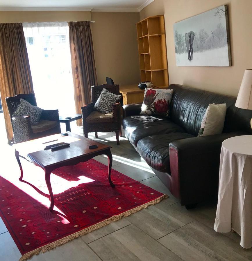 Authentic Newlands Apartment Cape Town Exterior photo